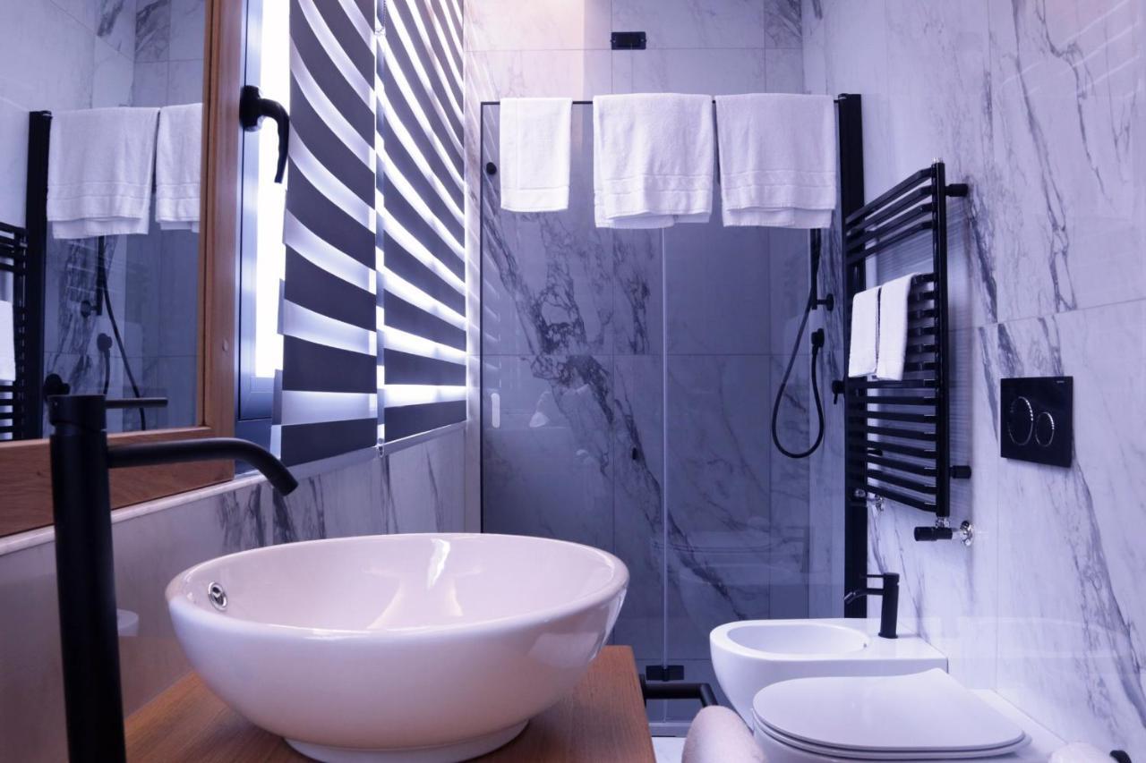 Manhattan Room & Suite Bari Dış mekan fotoğraf