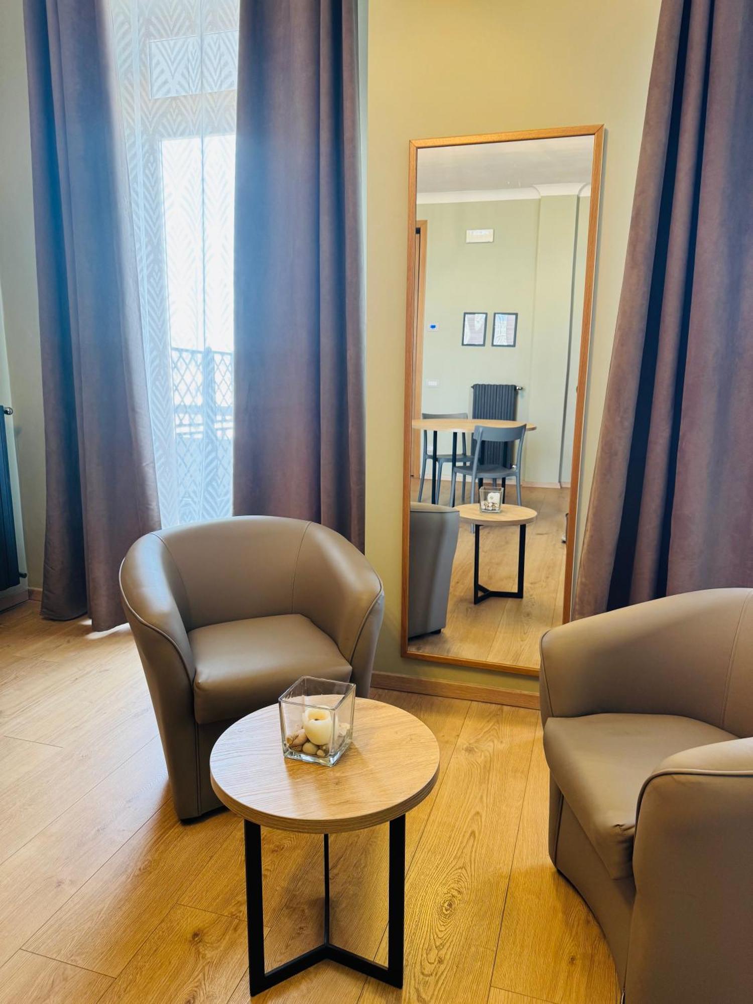 Manhattan Room & Suite Bari Dış mekan fotoğraf