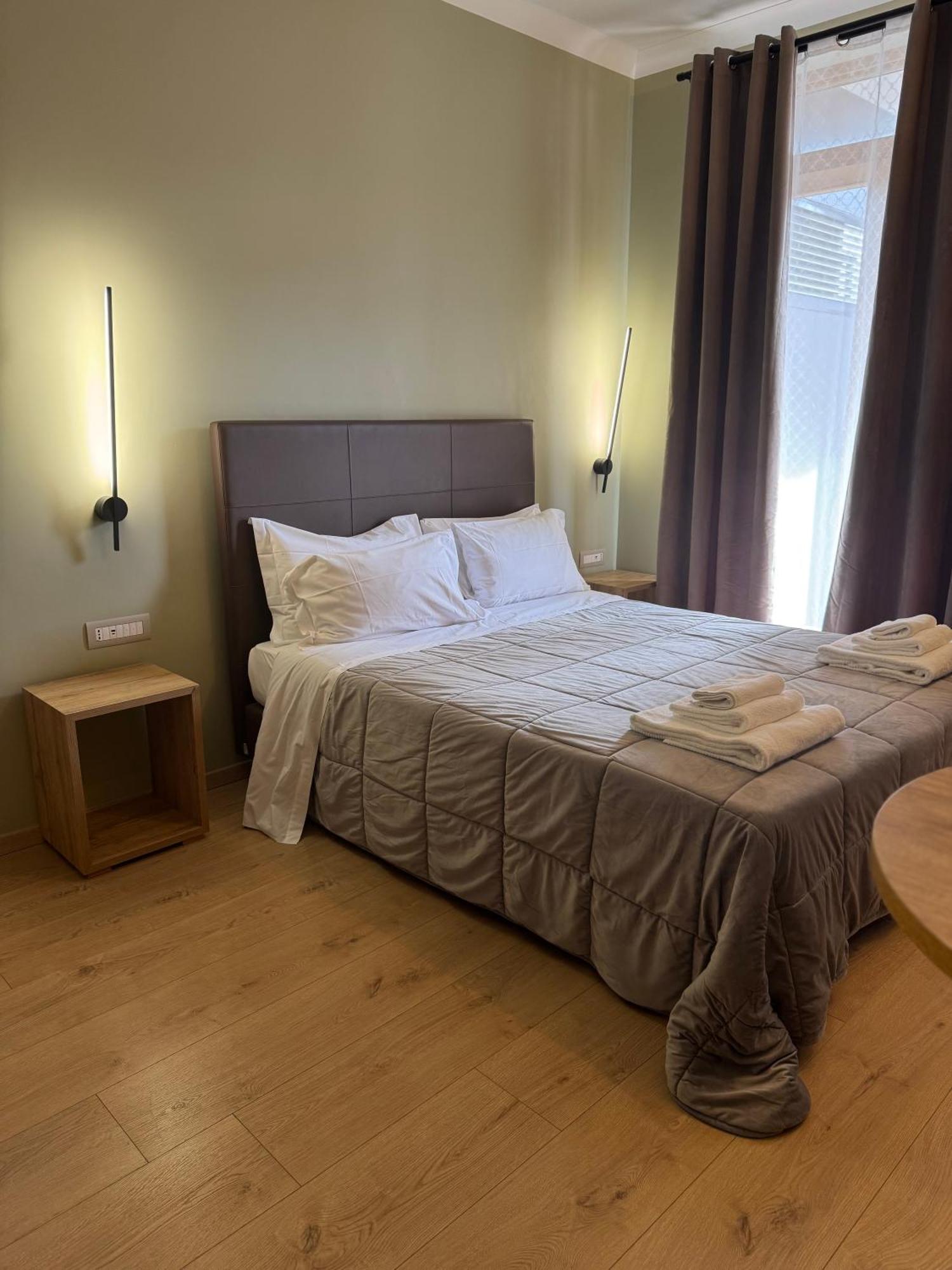 Manhattan Room & Suite Bari Dış mekan fotoğraf